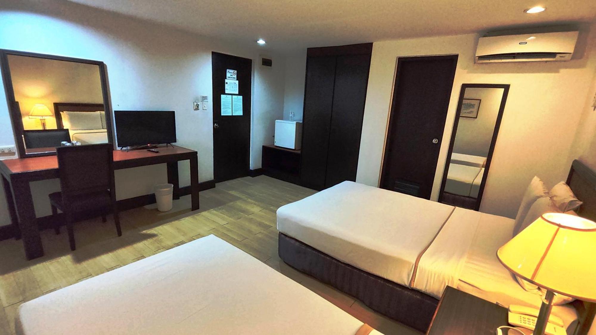 Rajah Park Hotel By Hiverooms Cebu Exterior photo