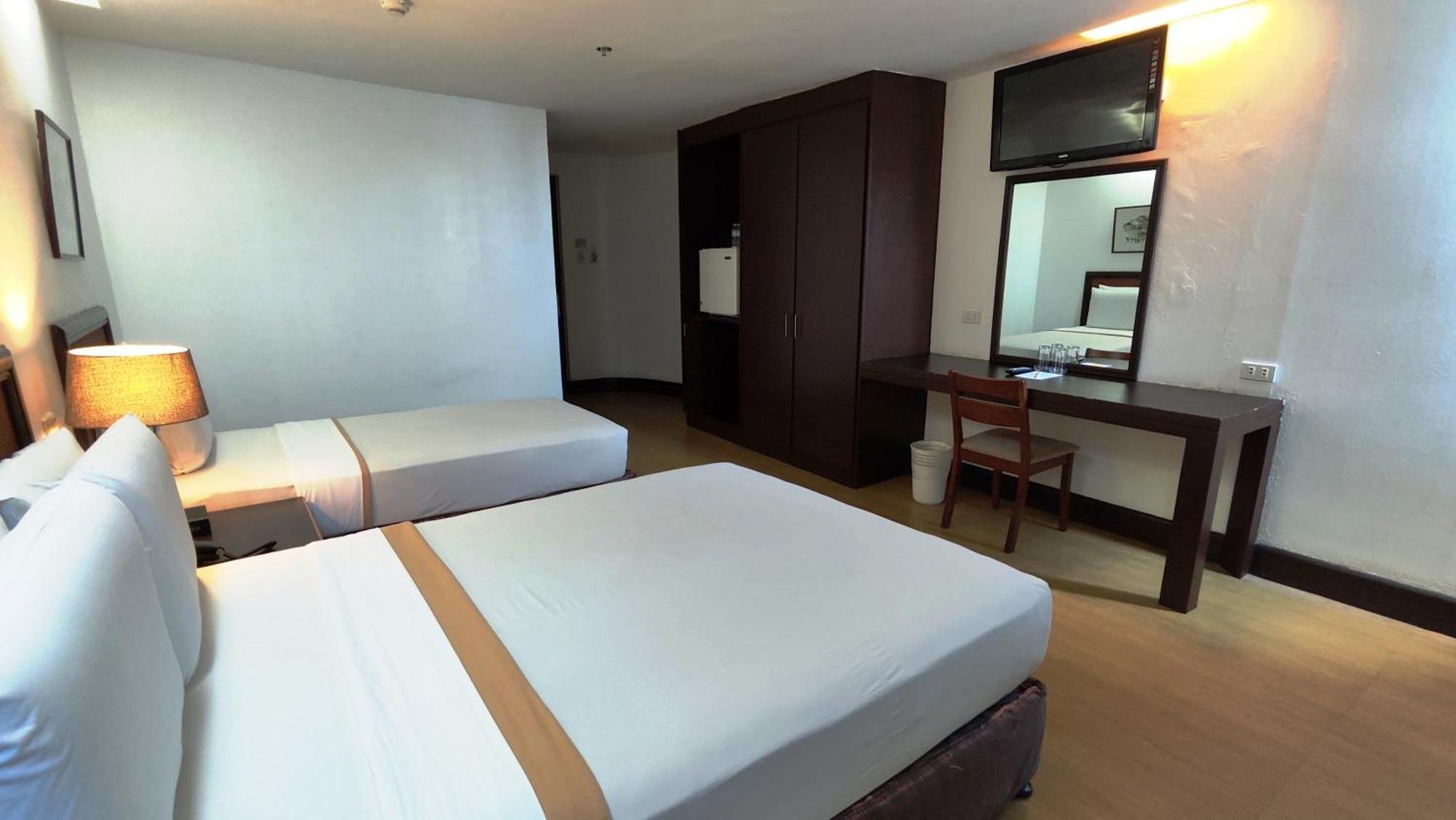 Rajah Park Hotel By Hiverooms Cebu Exterior photo